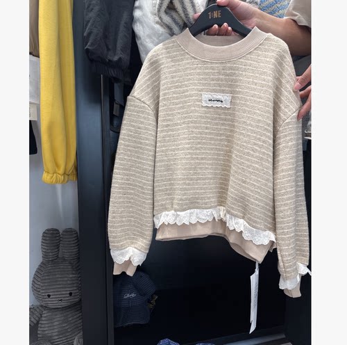 HT 25373 花边条纹一体绒卫衣