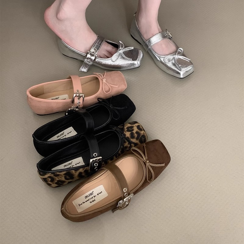 OKLEIBO莱宝小众甜酷风高级感芭蕾舞单鞋女铆钉搭扣蝴蝶结玛丽珍