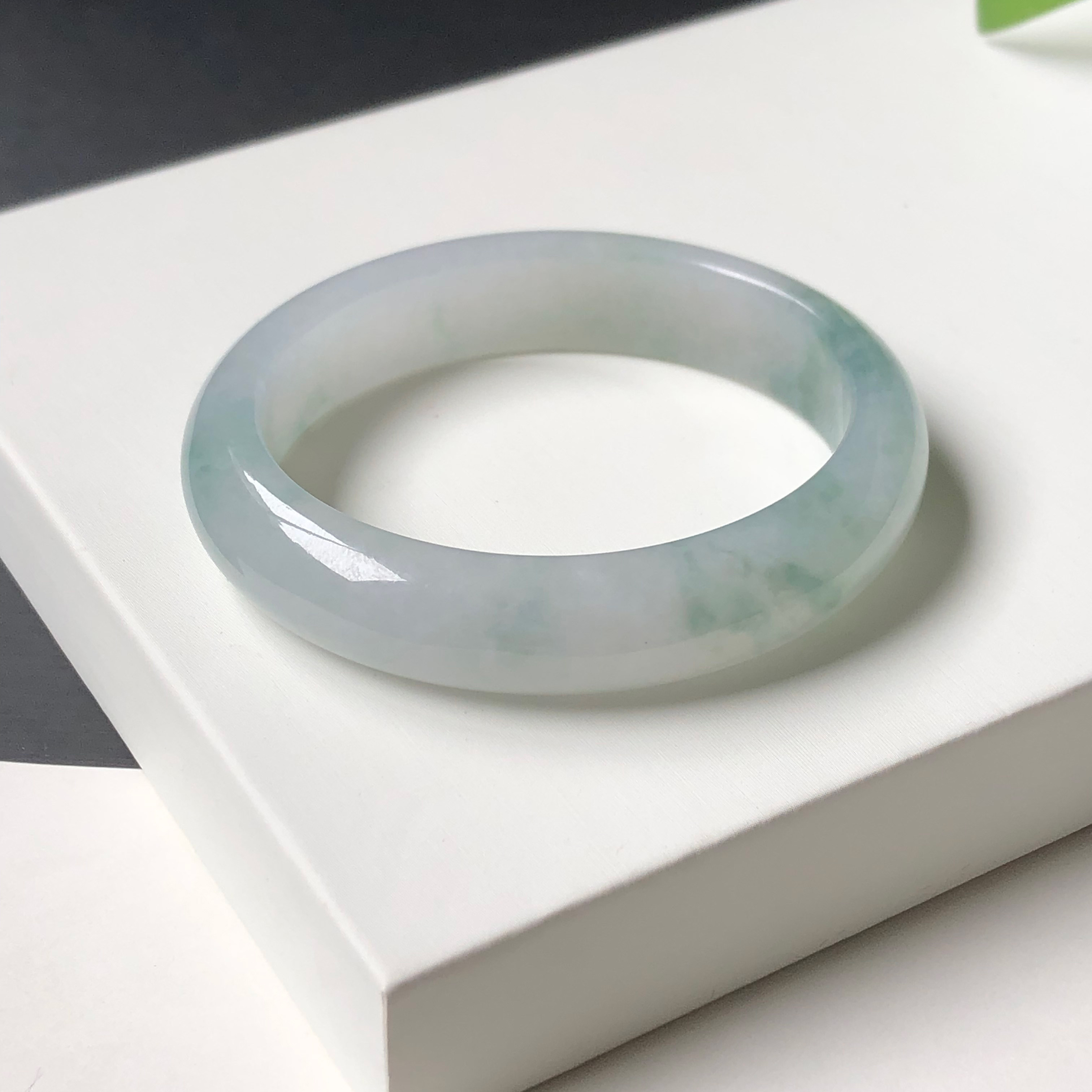 53圈1YX12315401贵妃镯 大艺珠宝冰糯种飘花缅甸天然翡翠A货手镯