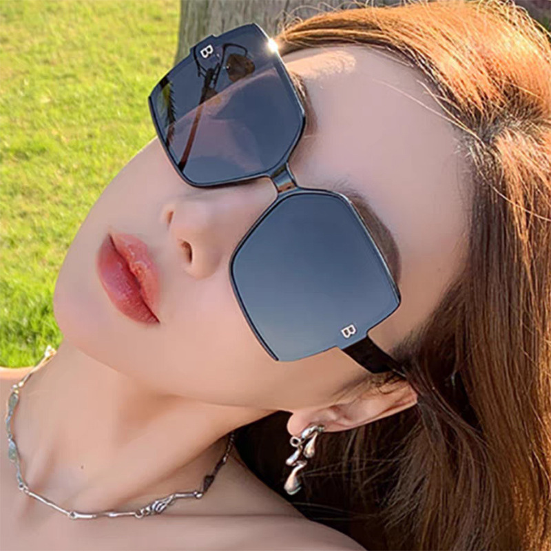 大框墨镜女夏日太阳镜时尚感穿搭防晒防紫外线渐变色太阳眼镜