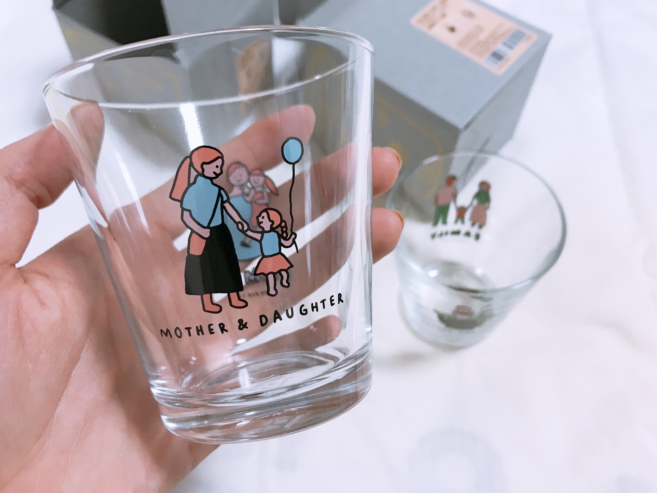 [Fill in] 现货 韩国进口 一家人家庭亲子插画玻璃杯 zeroperzero|msdalam kategori pinggan mangkuk, Cup/cawan/cerek, cawan susu/cawan susu - dari Buy2taobao.com untuk memberikan perkhidmatan ejen Taobao profesional membeli