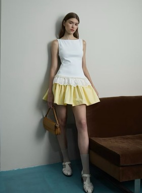 泰国潮牌 pleased 淡黄蕾丝边拼接吊带背心百褶裙