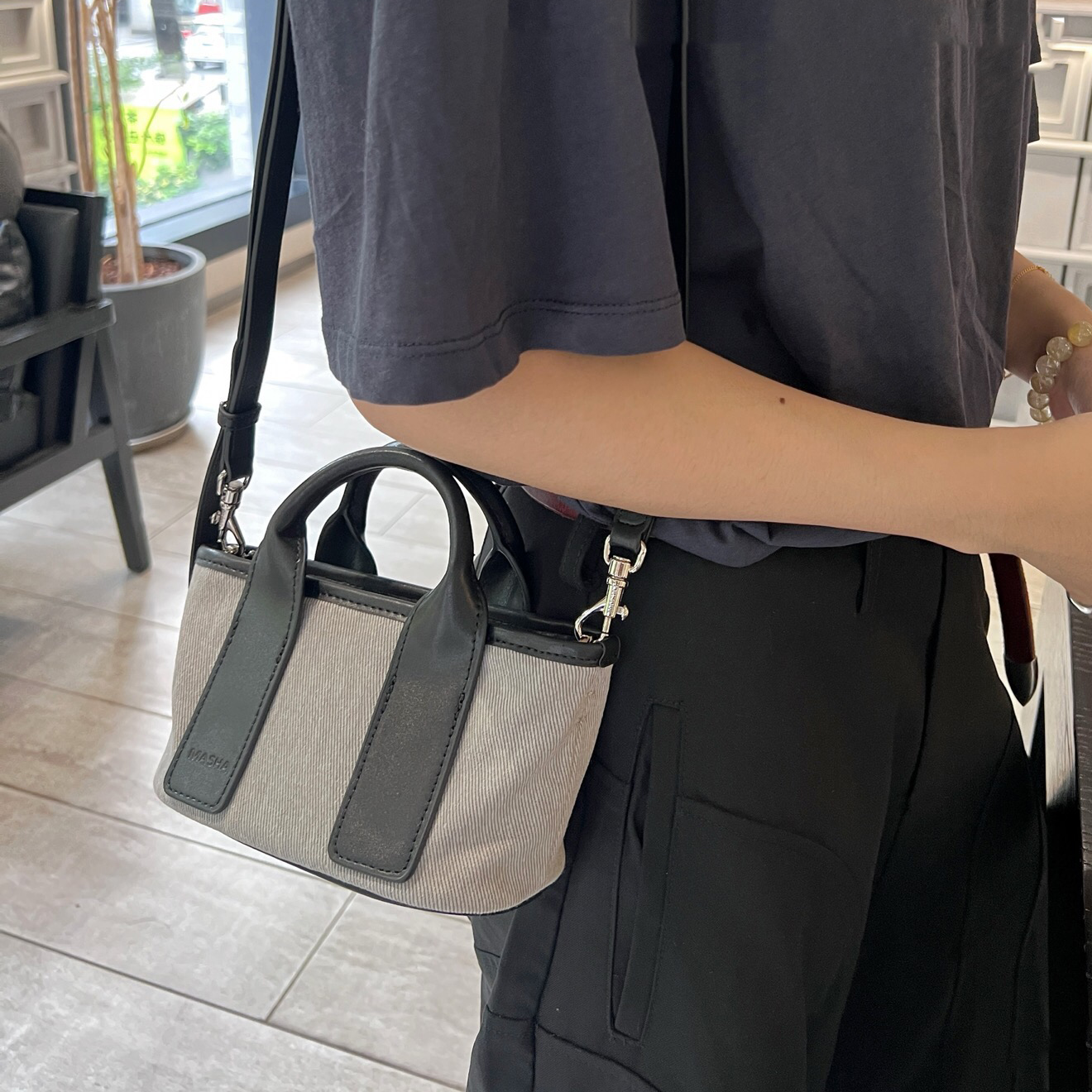 小众复古帆布菜篮子包女2025新款单肩斜挎包高级感通勤手提小废包