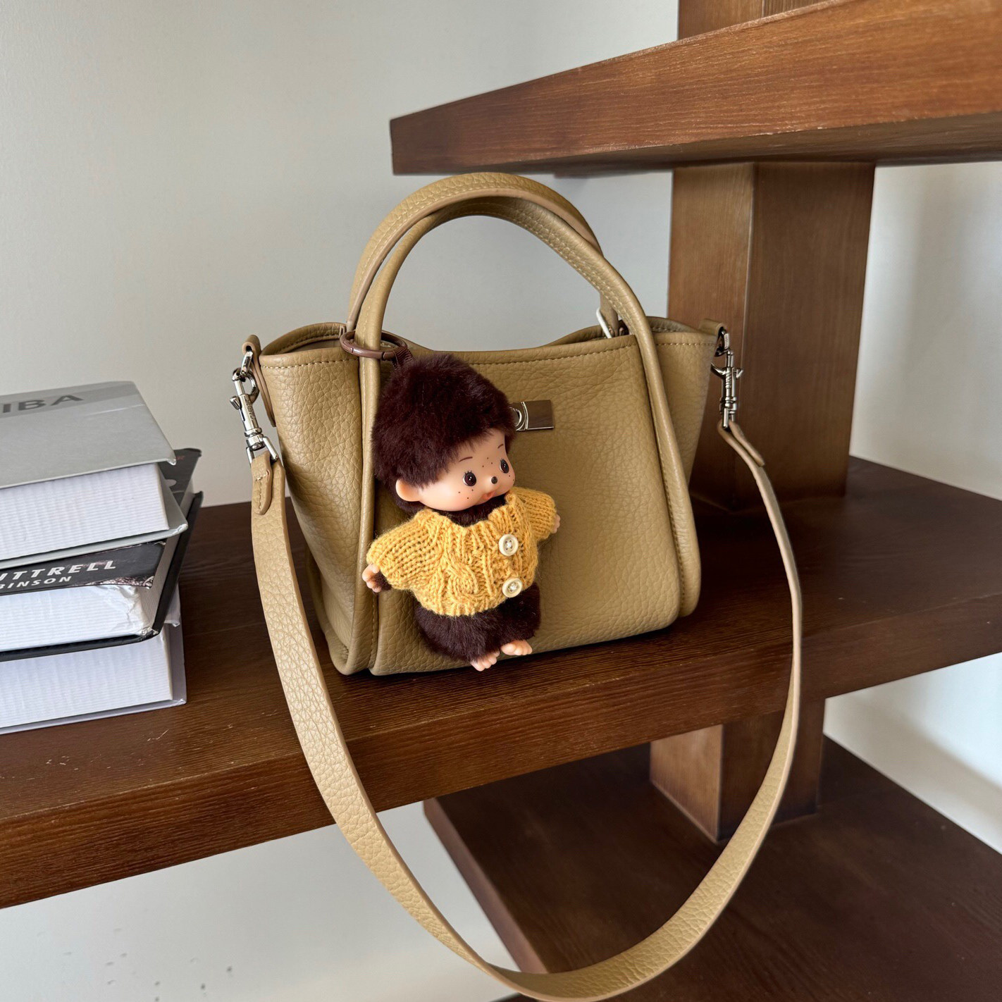 高级感小众女包荔枝纹菜篮子包2026新款通勤手提斜挎包精致单肩包