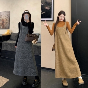 2025新款孕妇装秋冬装 毛呢背带裙打底毛衣两件套