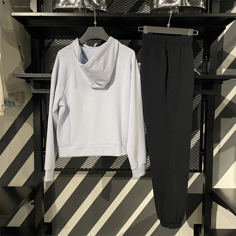 李宁2025秋季运动外套运动裤女健身系列休闲开衫连帽上衣 AWDV512