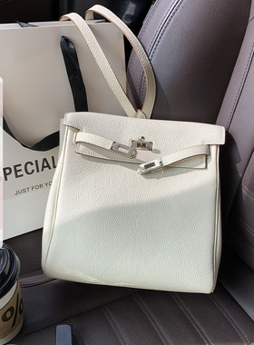 真皮百搭小方包女高级感白色双肩包包大容量通勤牛皮单肩背包书包