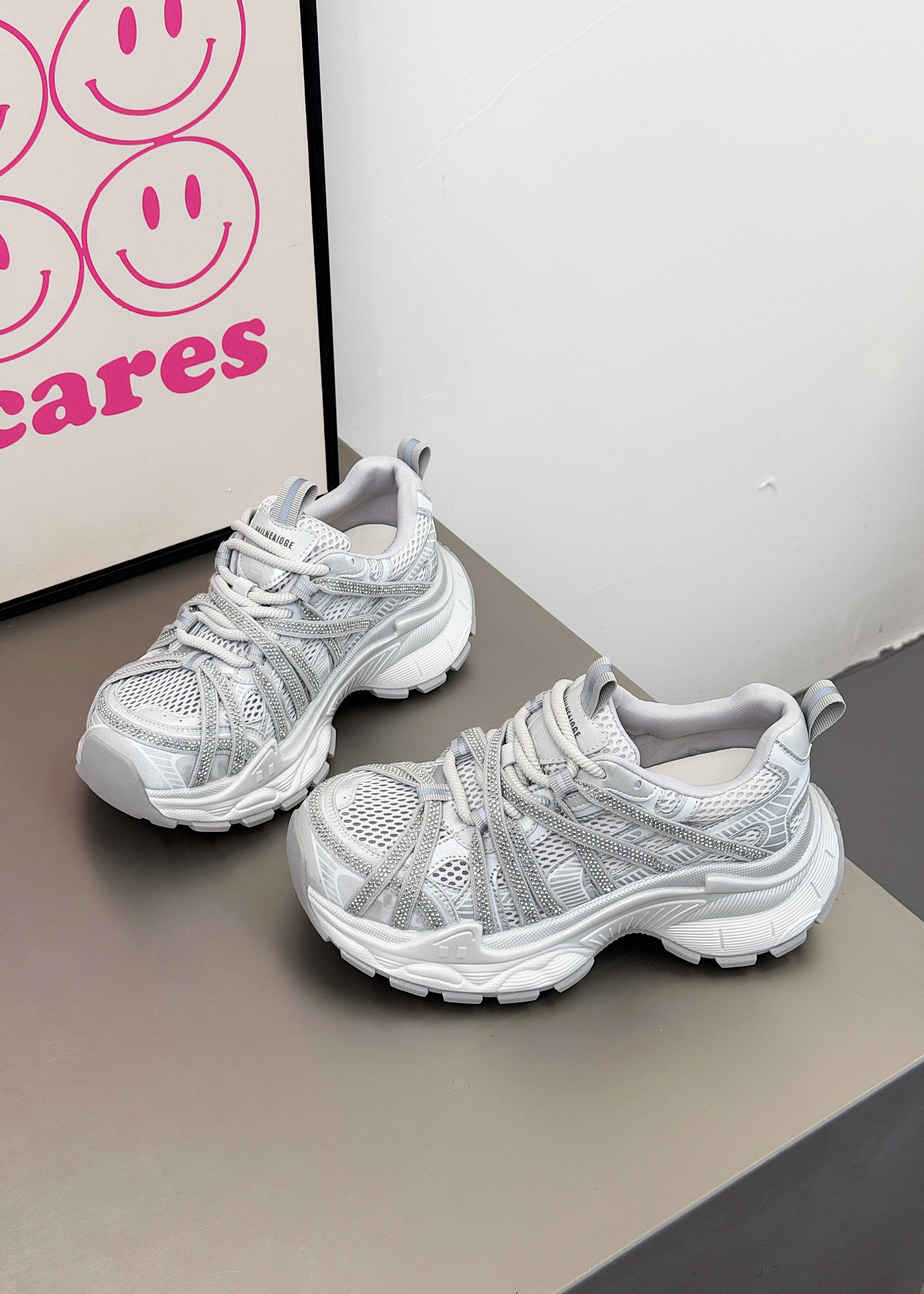 沫沫女鞋2026早春新款真皮厚底老爹鞋百搭时尚休闲鞋运动鞋女单鞋