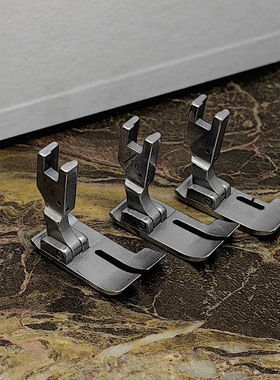 新款电脑带刀车5400-7压脚B1524-530-DAO压脚5420配件