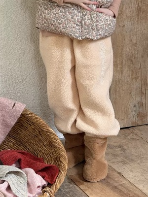 儿童羊羔绒保暖加绒裤子女童刺绣宽松直筒束脚卫裤休闲运动裤