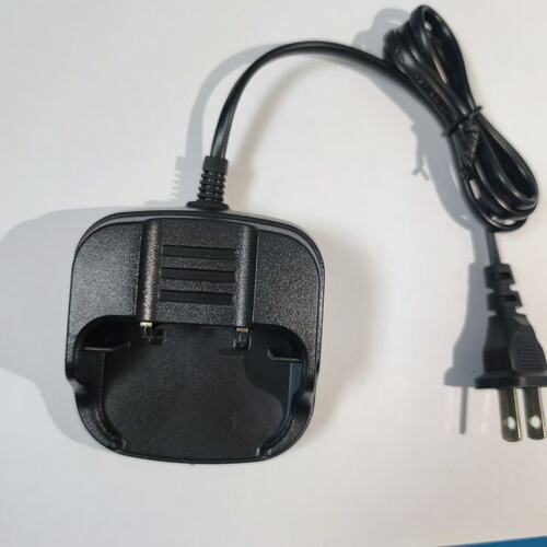 适用威贝特V8 plus高科美kcm228对讲机充电器摩托罗拉Gp-418plus