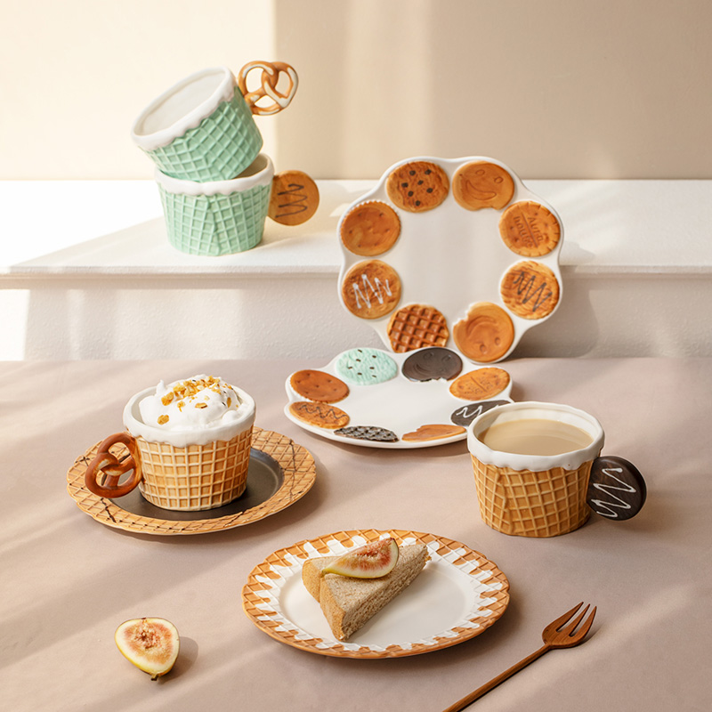 咖啡杯碟早餐杯陶瓷家用可爱大水杯马克杯下午茶甜品盘子餐具套装