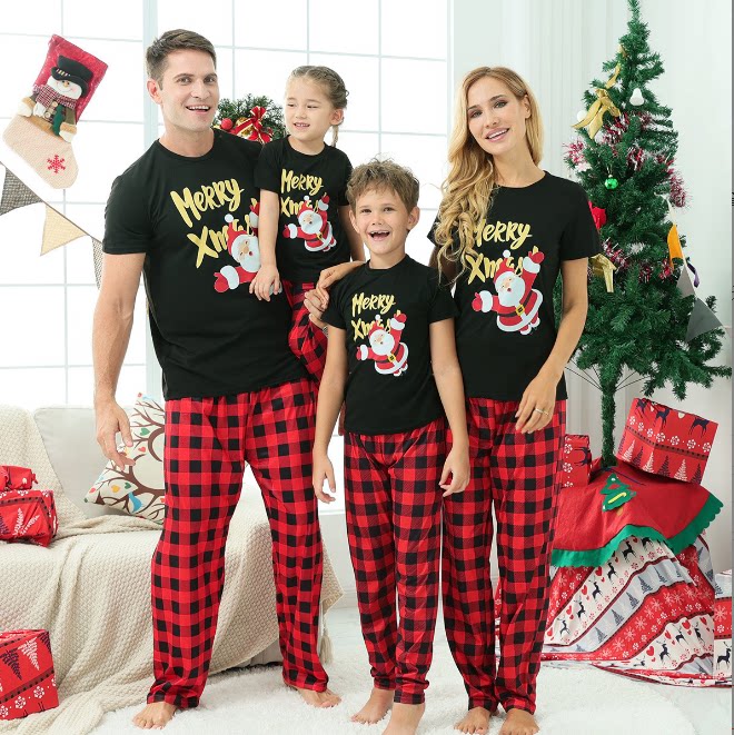 KAKA 유럽과 미국의 대외 무역 2023 뉴 야마 여름 반팔 크리스마스 부모-자식 의류 크리스마스 트리 집 옷 잠옷