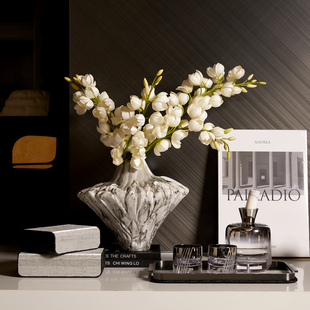 高级感褶皱艺术陶瓷花瓶摆件意式轻奢极简样板间茶几酒具托盘组合