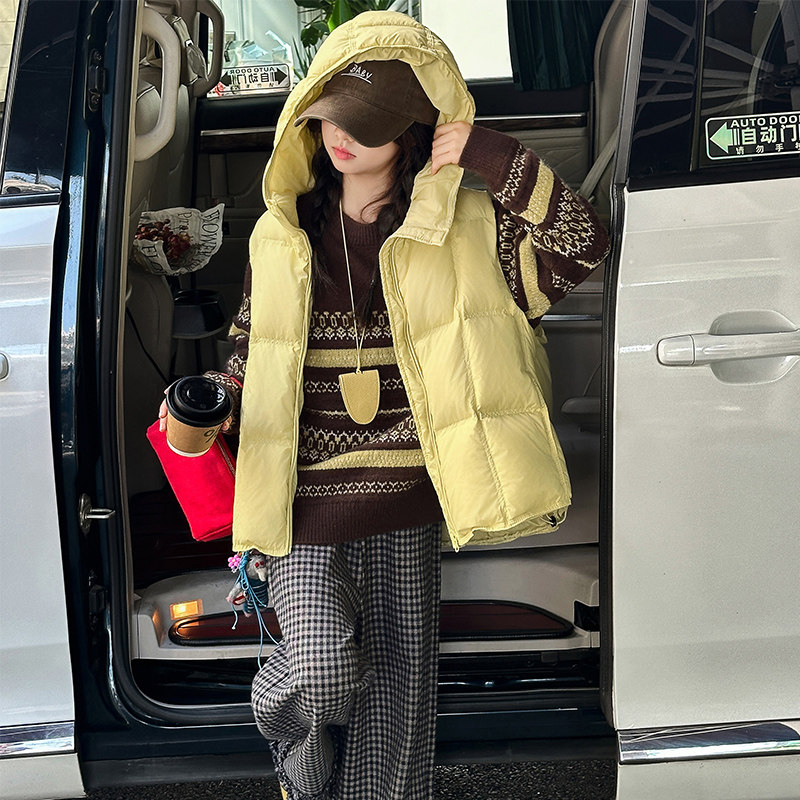 女童羽绒棉马甲秋冬款2025新款时髦上衣女大童装冬季加厚连帽棉服