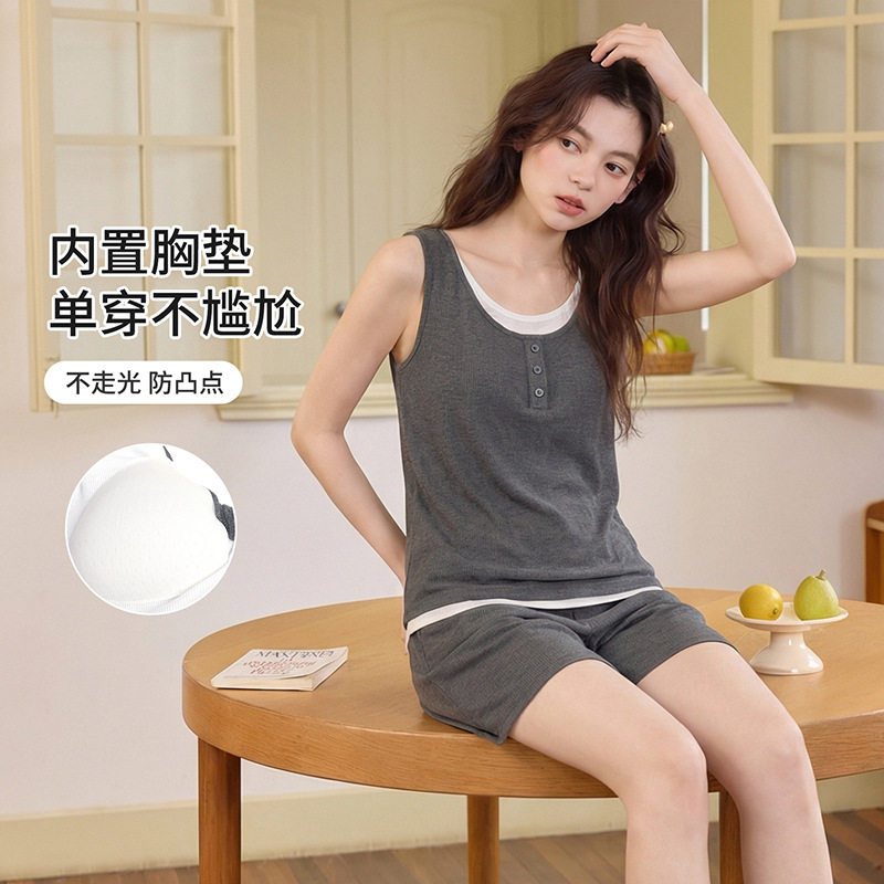 夏季螺纹冰丝睡衣女士带胸垫假两件背心短裤无袖可外穿家居服套装