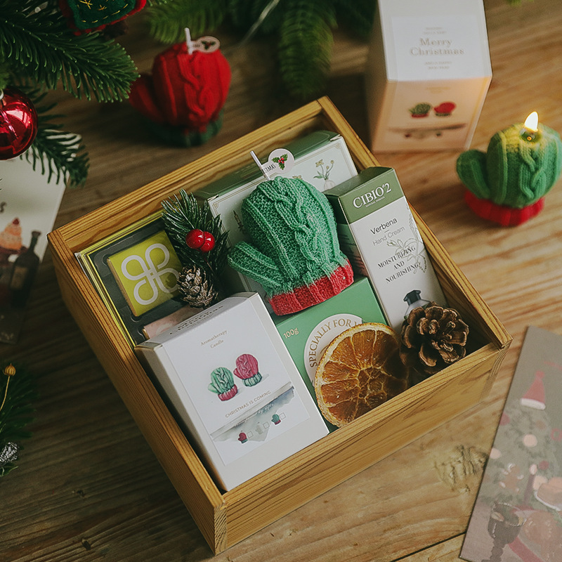 圣诞节装饰品摆件创意伴手礼实用小礼品圣诞手套香薰蜡烛批发