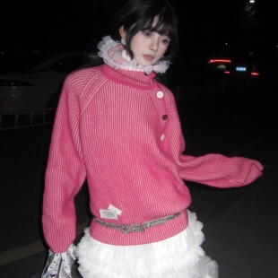 新款 OOURS 2025冬季 斜门襟高领坑条毛衣火龙果色羊毛针织衫 女 LAB