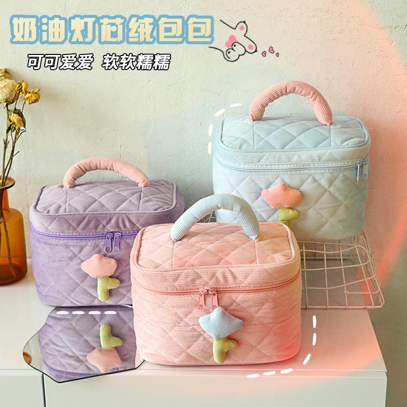 高级感灯绒郁芯金香化妆妆包便携可爱纳收纳包大/容量化品收袋笔