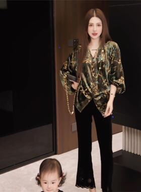 新中式女装墨绿色v领丝绒上衣25秋设计感小众绝美漂亮轻国风小衫