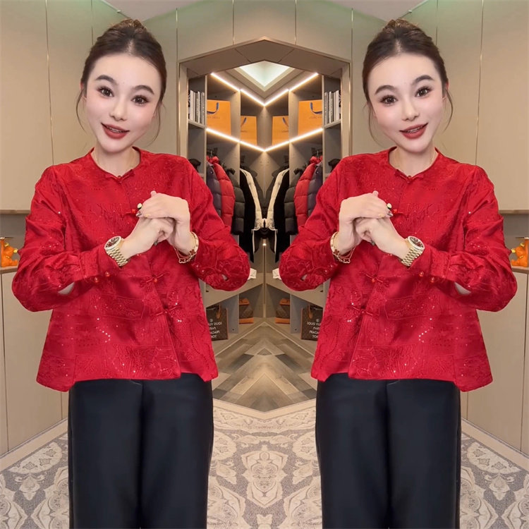 2025冬季网红爆款气质小衫女高级感新中式重工刺绣亮片盘扣上衣潮