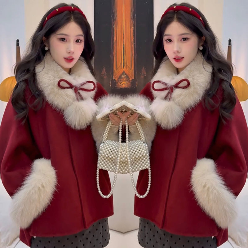 冬季设计感毛毛袖减龄毛呢外套女