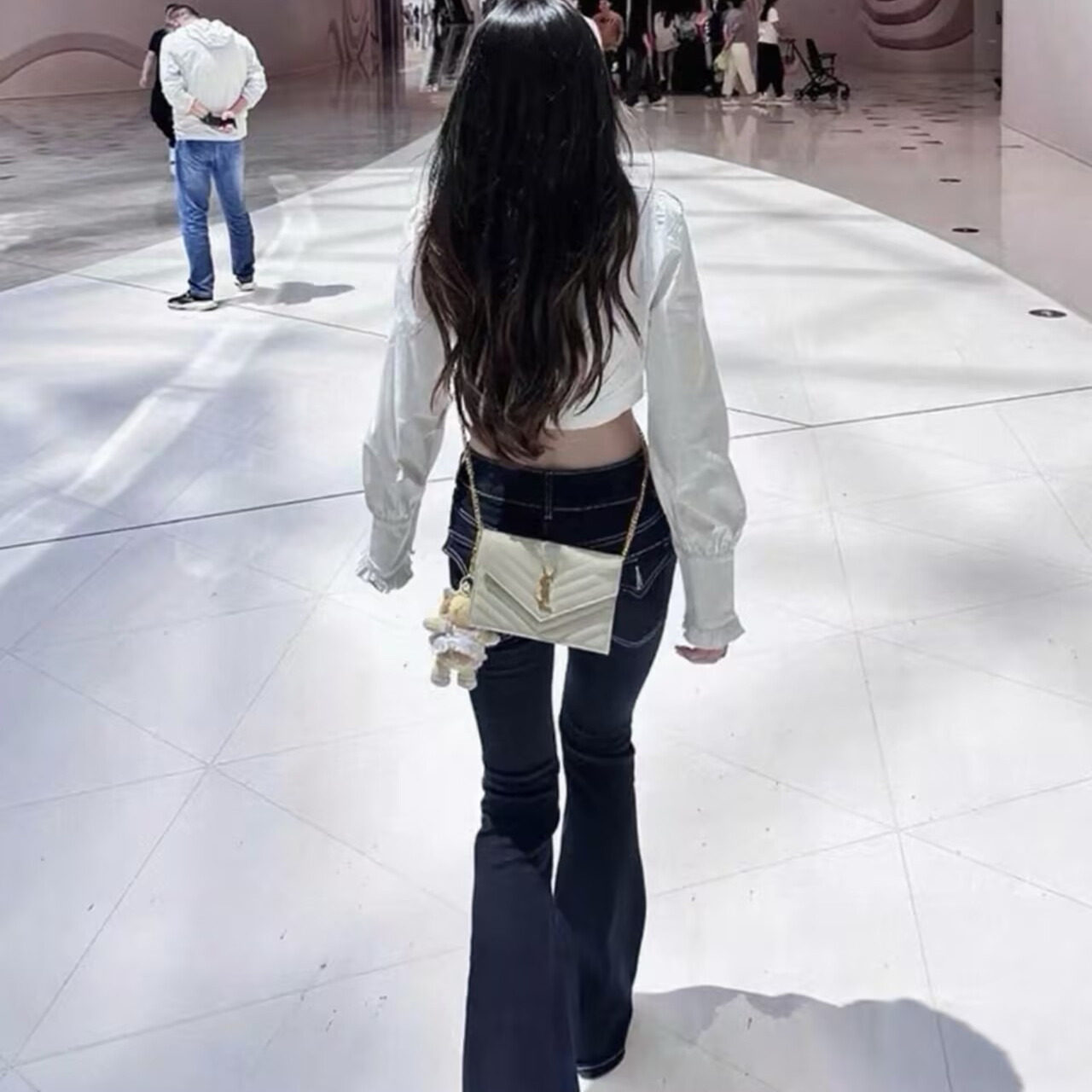 自带丰胯垫~显瘦显腿长低腰微喇裤时尚休闲深蓝修身弹力提臀长裤,女装/女士精品,牛仔裤,淘宝优惠券,粉丝福利购,淘宝优惠卷