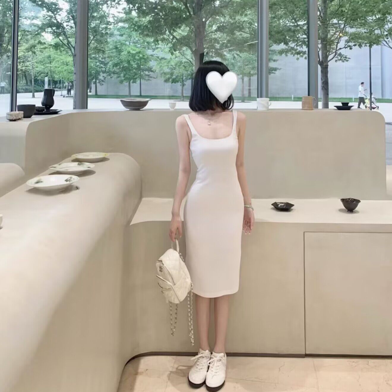 【很会迎合身体的神裙】简约气质辣妹白色休闲高弹力吊带背心长裙