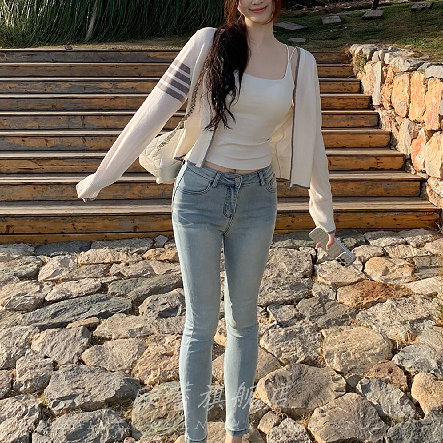 拒绝臀部凹陷设计感口袋刺绣铅笔牛仔裤女高腰提臀修身显瘦小脚裤