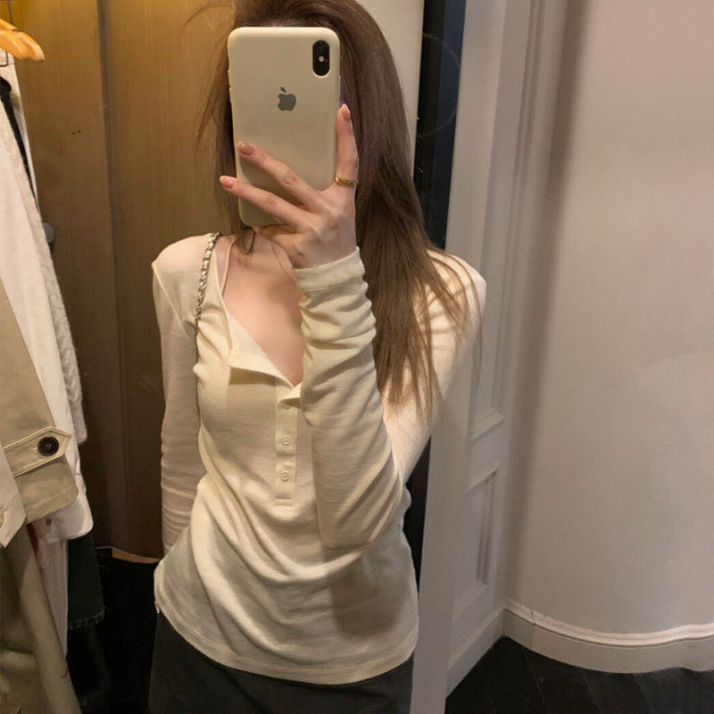 纯棉半开领正肩长袖t恤女修身