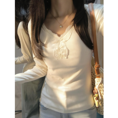 蕾丝V领德绒打底衫修身磨毛加绒