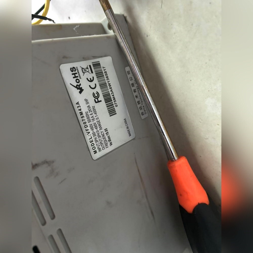 VFD075M43A 7.5kw物品功能包好成色如图 议价