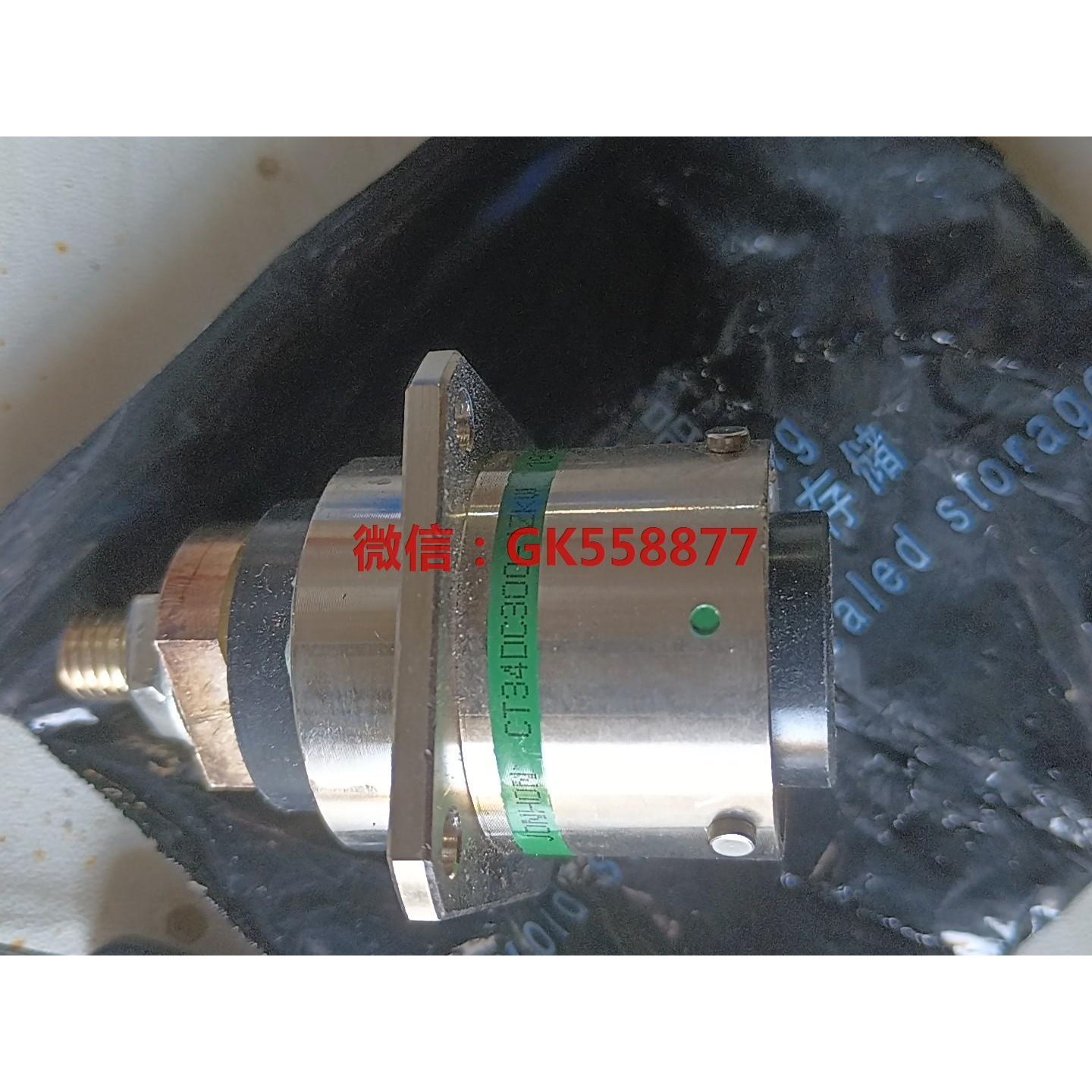 未使用中航光电接头JONHON CT34DC300-1Z