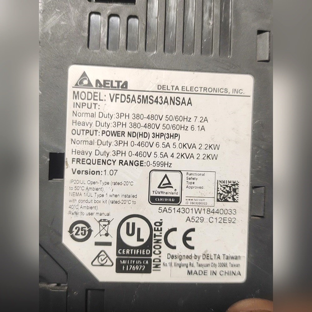 MS300系列380V2.2kw变频器VFD5A5M 议价