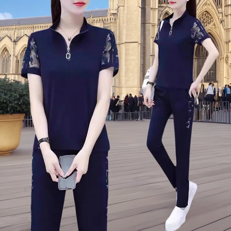 名牌冰丝运动套装女夏季薄款2025新款中年妈妈宽松减龄短袖两件套