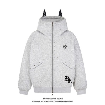 免费试穿~铆钉小恶魔杜宾犬卫衣