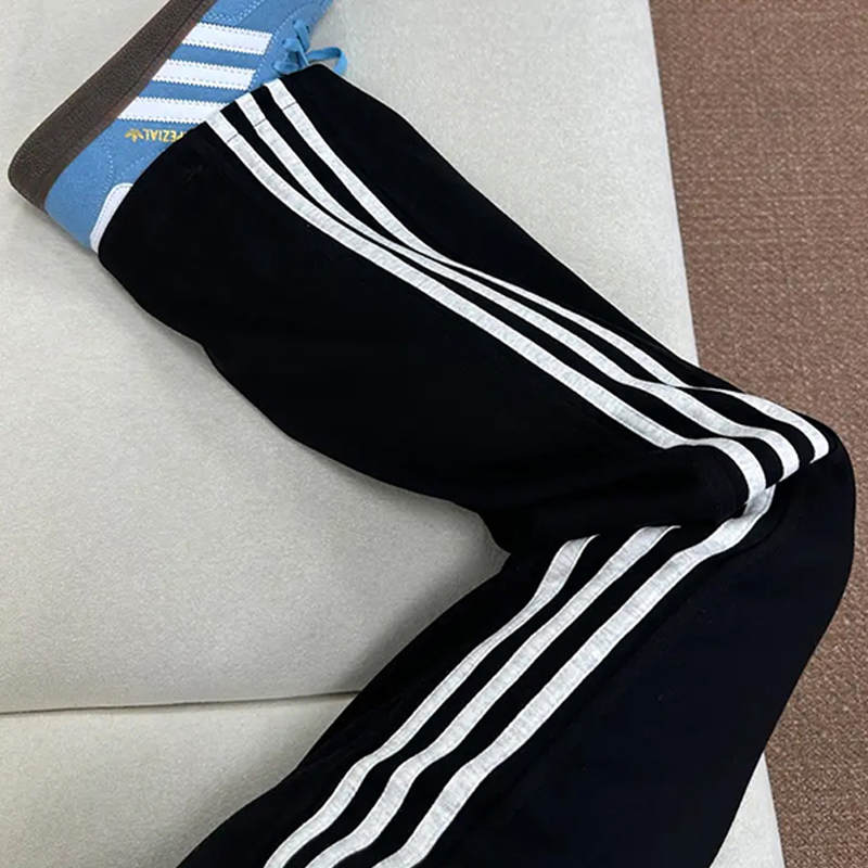 免费试穿~黑色美式三条杠裤子男