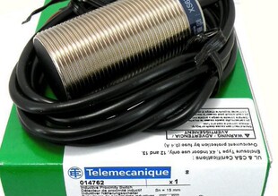 德国Schneider接近开关XS1N05NA311S XS1M18PC410D XS1M30MA250TF