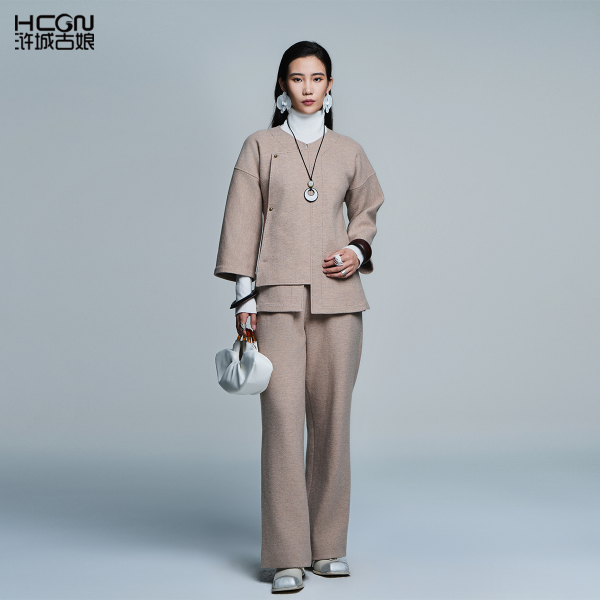 中国风气质百搭雅致绵羊毛套装