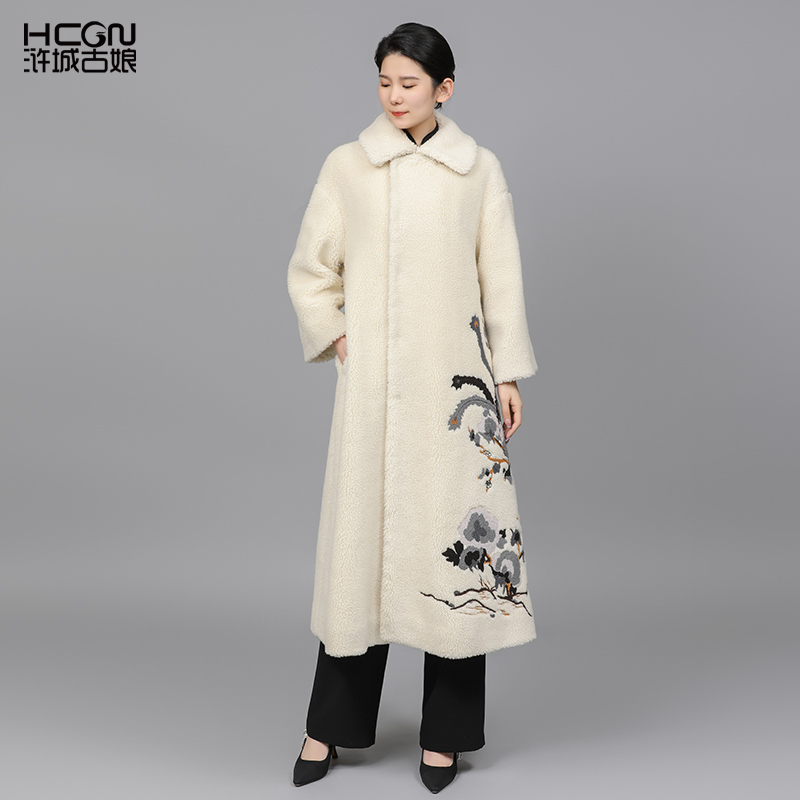 中国风刺绣驼绒驼毛保暖加厚大衣