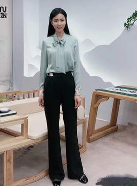 浒城古娘新款刺绣黑色修身百搭休闲大码新中式国风微喇裤子女春秋