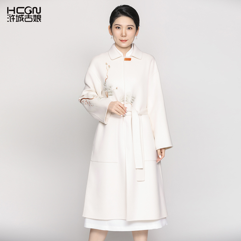 山羊绒绵羊毛中长款中式刺绣大衣