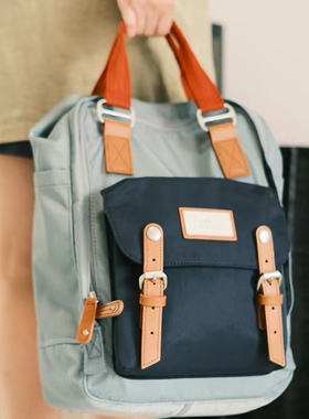 Doughnut双肩包甜甜圈男女学生中号休闲运动新款电脑防水新品背包