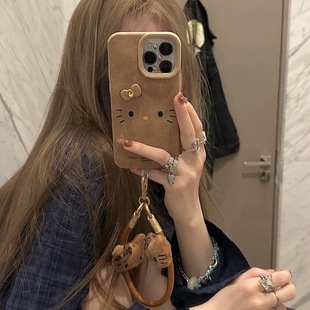 棕色皮革可爱大饼脸kitty猫立体蝴蝶结适用K80小米15/14手机壳13超火秋冬PRO软壳POCO F7 Ultra防摔贴皮加厚