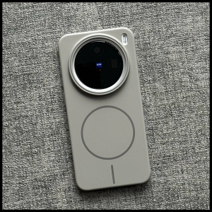 高级灰调美学钛灰磁吸适用TURBO4小米15Ultra/17手机壳13/K80至尊版Note12/14T红米K70硬PRO+大孔civi5男13R