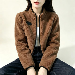 女生短款卫衣外套2026秋冬新款休闲羊羔绒毛保暖纯色女装长袖上衣