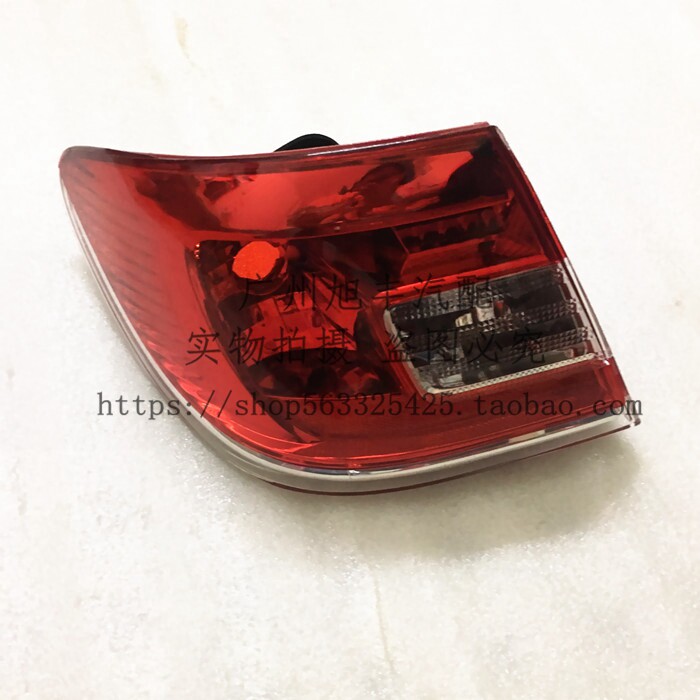 适配10 11 12年 丰田 花冠 尾灯 刹车灯 后大灯 倒车灯 后尾灯
