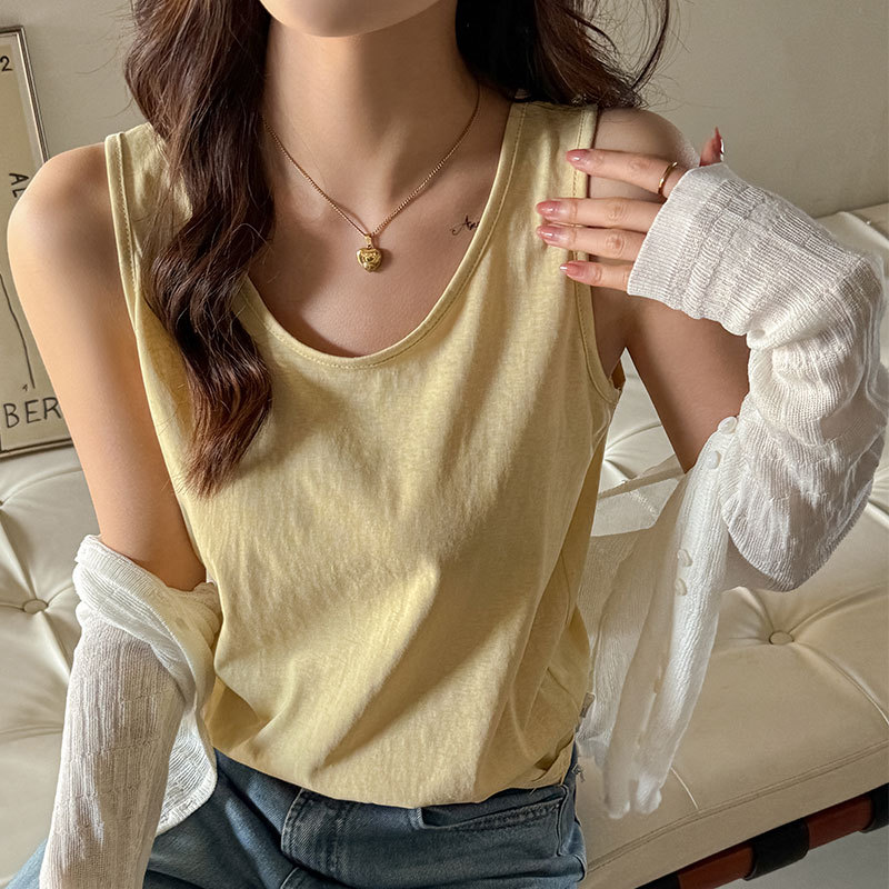 2026新款吊带背心女夏外穿宽松遮肉打底内搭黄色无袖基础款上衣