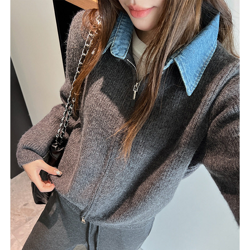 W秋冬新款牛仔拼接长袖毛衣女韩系复古高级感拉链外穿翻领上衣