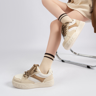女鞋新款春夏休闲潮流百搭板鞋小众原创厚底增高面包鞋